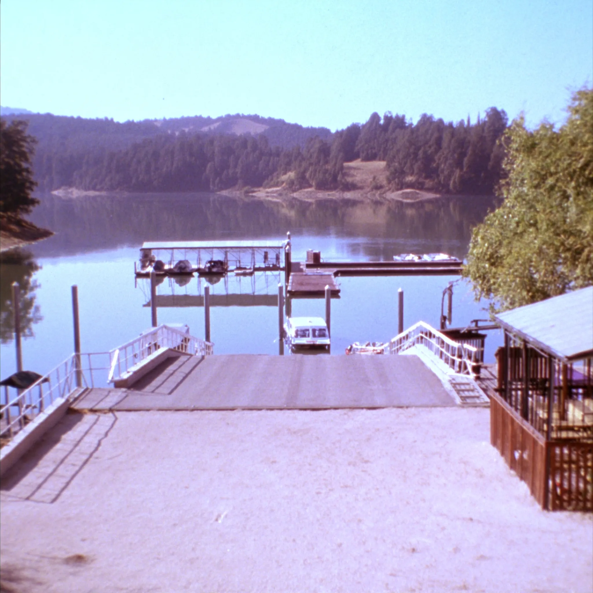 Photorealistic Clear Lake marina and boat launch ramp